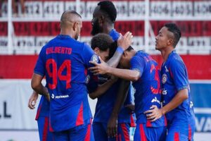 Arema FC vs Persib Bandung Ze Gomes Tekankan Gol Cepat Demi Bangkit di Liga 1 2024 2025