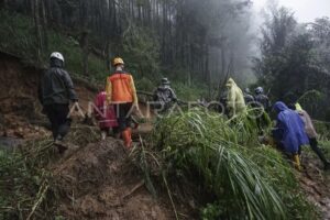 Longsor Pekalongan Kemensos Kirim Bantuan Rp 1,4 Miliar dan Task-Force Tagana