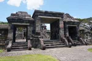 candi ratu boko