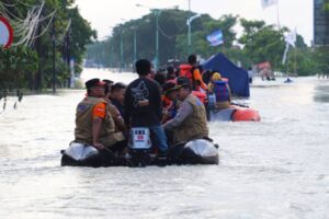 Banjir Meluas di Demak, Ribuan Warga Terdampak dan Mengungsi