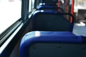 Tragis! Pasutri di Blitar Tewas Usai Ditabrak Bus Pariwisata yang Terobos Lampu Merah