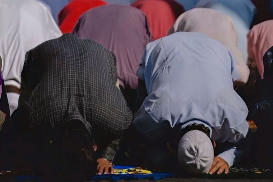 Apakah Ada Sholat Kafarat di Jumat Terakhir Ramadhan Ini Penjelasannya