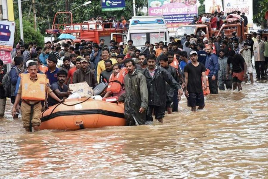 Banjir dan Longsor Terjang Madiun Satu Orang Hilang, Jalan Desa Tertimbun