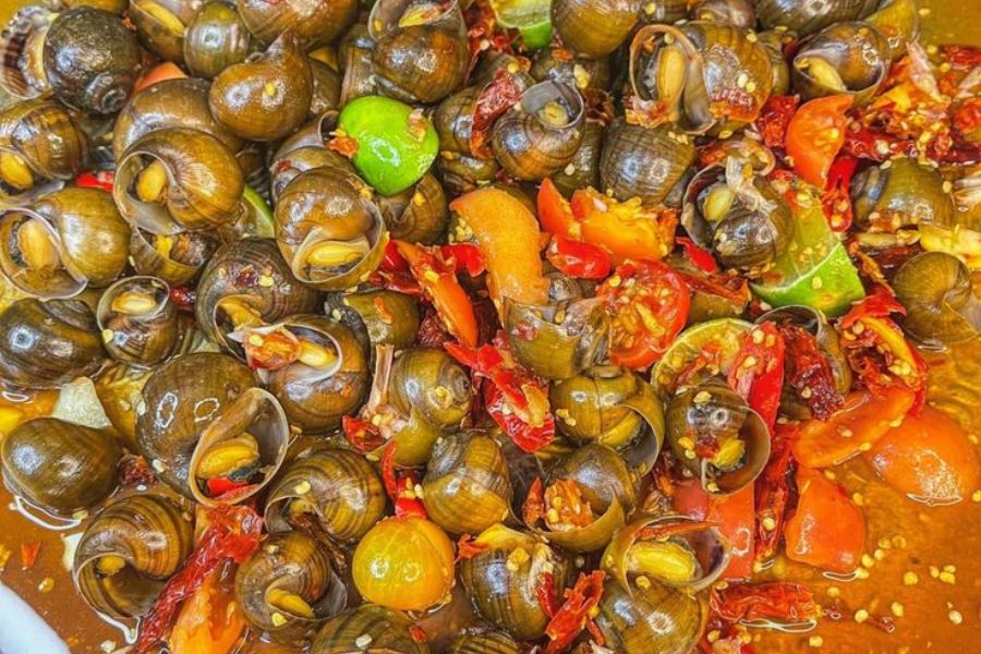 Menikmati Keong Kraca, Kuliner Ramadhan Khas Banyumas yang Bikin Ketagihan