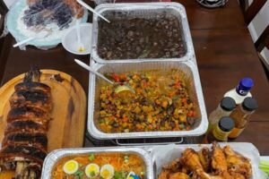 Benarkah Rambut di Makanan Pertanda Buruk? Ini Faktanya!