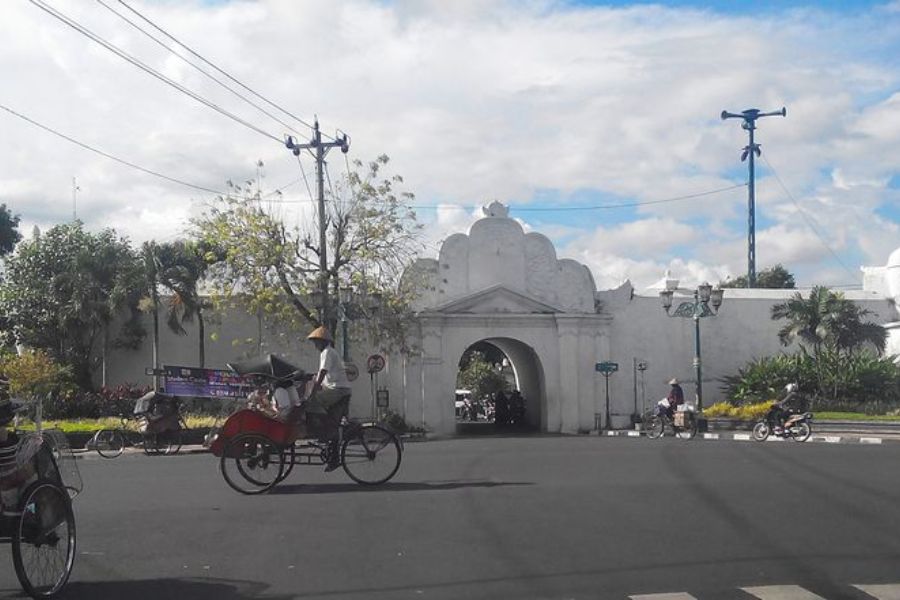 Plengkung Nirbaya Resmi Ditutup Upaya Konservasi Demi Pelestarian dan Keamanan