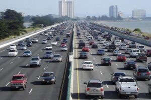 Strategi Atasi Kemacetan Mudik One Way Nasional dan Lokal di Tol Kalikangkung-Bawen