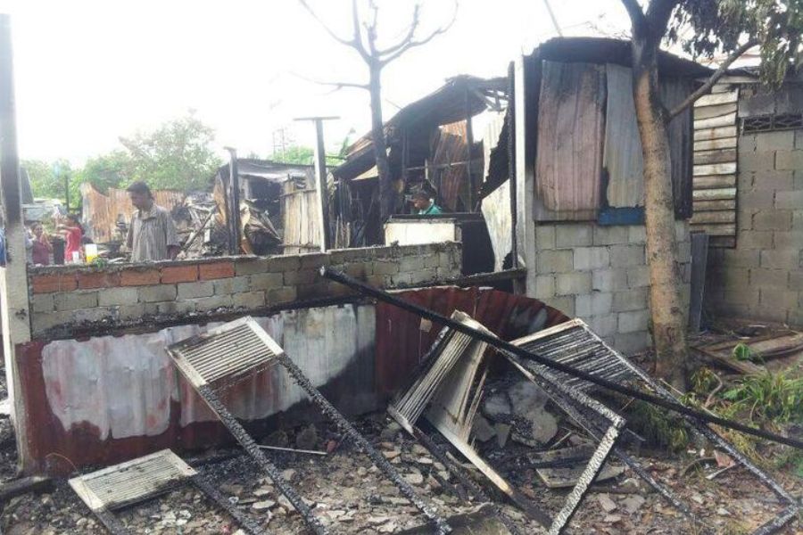 Tragedi Kebakaran di Bangkalan Nenek 75 Tahun Meninggal Terjebak di Rumah yang Terbakar