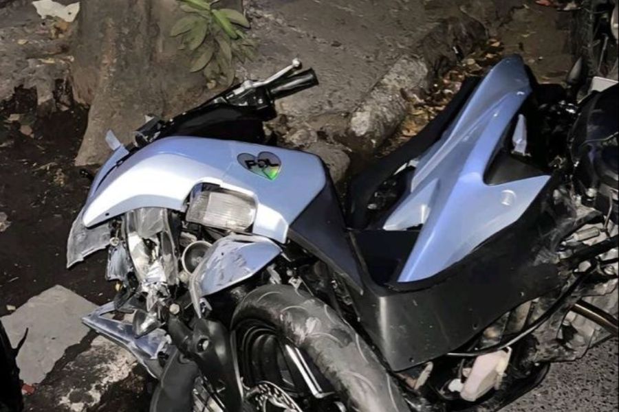 Tragis, Pengendara Motor di Jember Tewas Terlindas Truk Trailer Saat Gagal Menyalip