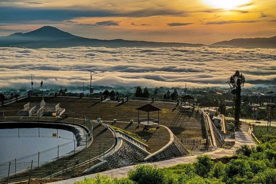 Libur Lebaran 2025, Embung Bansari Temanggung Jadi Primadona Wisata Alam di Jawa Tengah