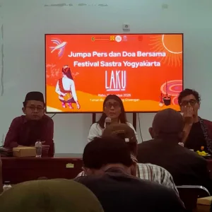 Festival Sastra Yogyakarta 2026 bertema LAKU hadir 23–30 Agustus dengan sastra, diskusi, buku, pertunjukan, dan puisi nasional.