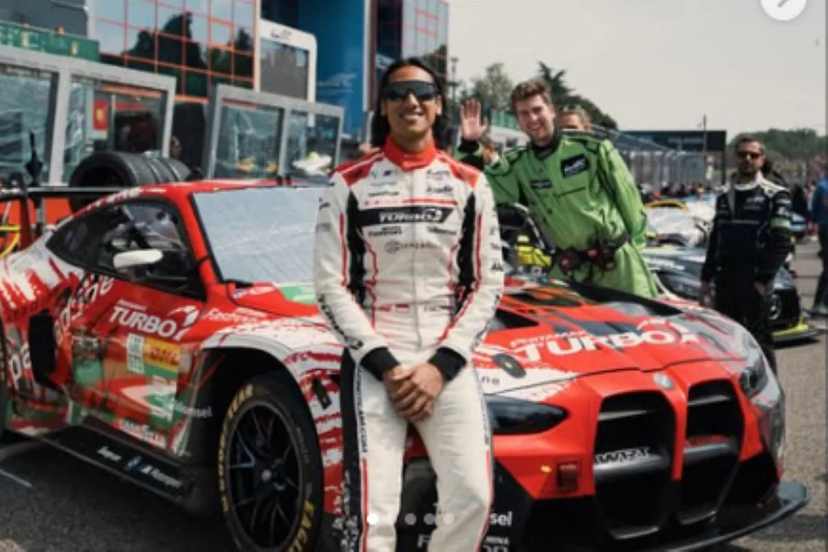 Sean Gelael anak siapa? Kenali profil pembalap Indonesia, keluarga, karier balap, dan kaitannya dengan bisnis KFC Indonesia. (Foto: instagram/gelaelized)