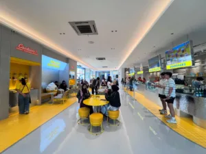 Lokalato, kedai gelato baru di Pinpoint Communal Space, Jalan Magelang KM 5,8, Sinduadi, Mlati, Sleman Yogyakarta tawarkan cita rasa lokal. (Foto: KabarJawa)