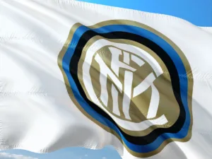 Romelu Lukaku tak sengaja memblok sundulan Federico Dimarco di final Liga Champions 2023 saat Inter Milan kalah 1-0 dari Man City. (Foto ilustrasi: Pixabay/Jorono)