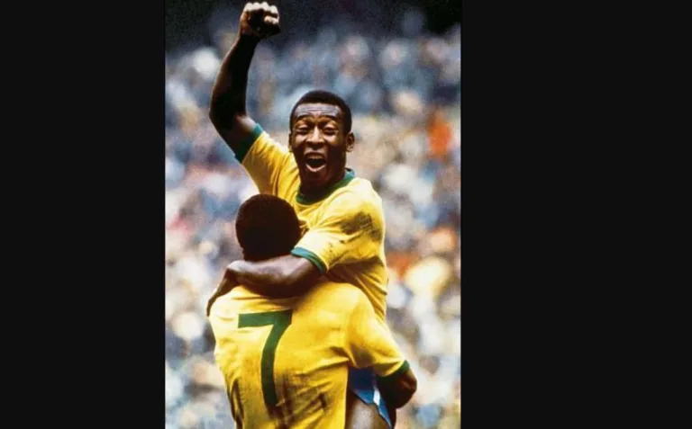 Nomor punggung Pelé yang paling ikonik adalah 10. Simak sejarah angka tersebut dan tiga gelar Piala Dunia Brasil.