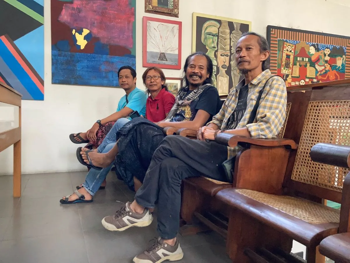 Residensi Seni Lukisan Garam 13-16 Oktober 2026 mempertemukan perupa dan petani Dasun. Program “Meneruskan Nasirun” ini menargetkan terciptanya Lukisan Garam Terbesar di Dunia.
