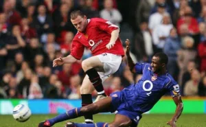 Nomor punggung Patrick Vieira di Arsenal adalah 4. Simak posisi bermain dan alasan nomor tersebut begitu ikonik di The Gunners.