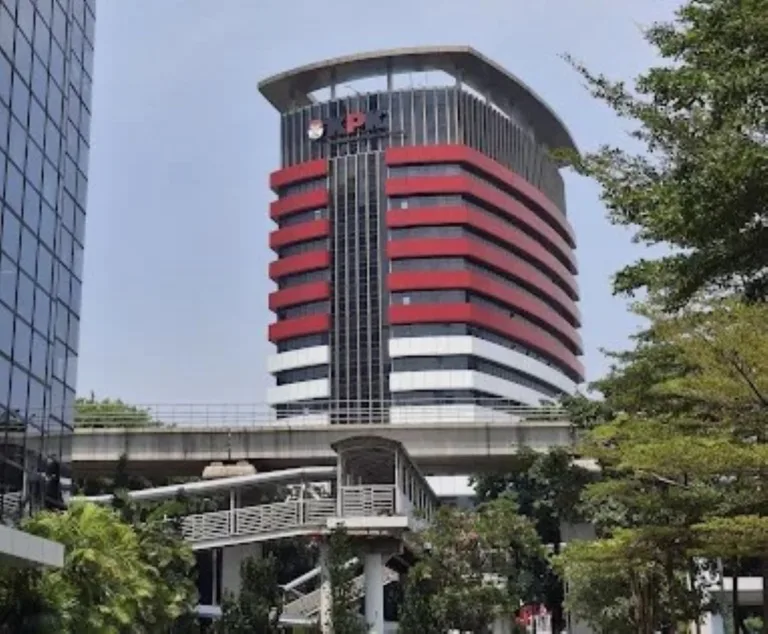 KPK mengamankan 17 orang dalam OTT BPN Bogor. Berikut nama yang telah dikonfirmasi dan informasi terbaru kasus HGB. (Foto GMaps/Rolhan S)